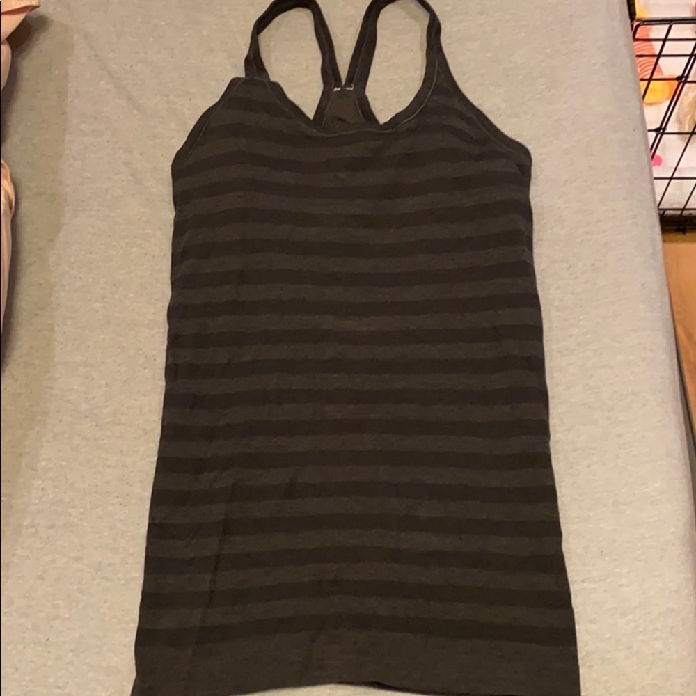 Lulu lemon tank top with built in bra